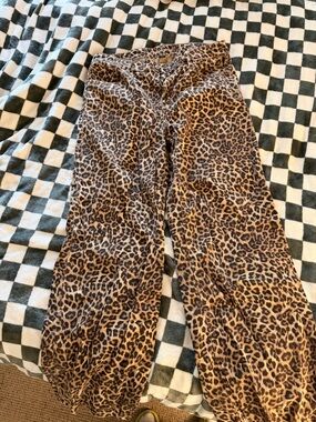 American Eagle Stretch Leopard Low Rise Baggy Wide-Leg Pant